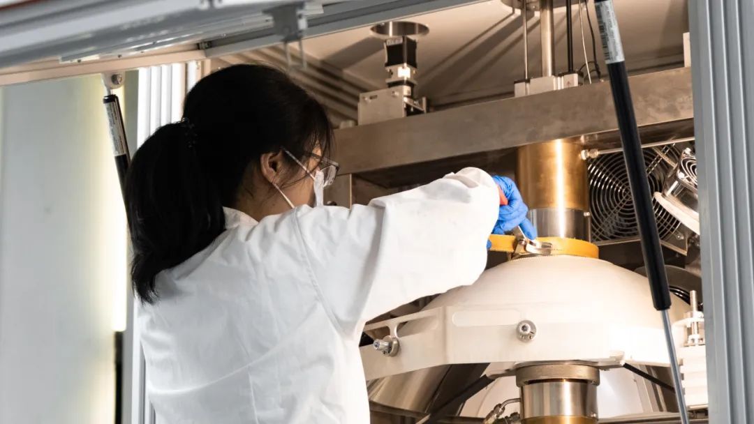 ED9ED9A5B4FCE113342DFD3B913_AE6CCAC1_133DF